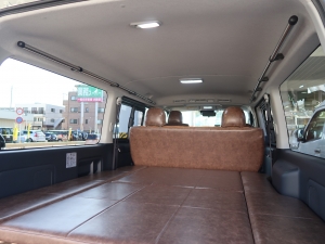 ハイエースバン新車CP　丸目　ツートンペイント