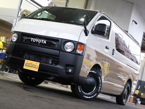 ハイエースバン新車CP　丸目　ツートンペイント