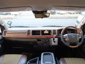 ハイエースバンVANLIFEキャンピングカー　FDBOX-V10H