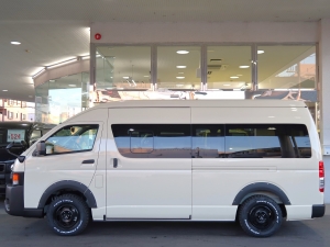 ハイエースバンVANLIFEキャンピングカー　FDBOX-V10H
