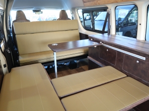 ハイエースバンVANLIFEキャンピングカー　FDBOX-V10H