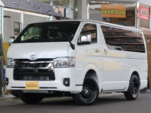 ハイエースＶ新車一部改良後　ディーゼル四駆