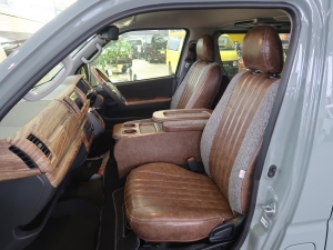ハイエースバン丸目カスタム　アースカラーパッケージ６Ｘ３アーバンカーキ