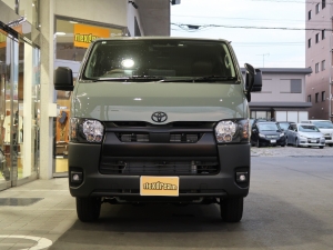 ハイエースバンディーゼル4WD　アースカラーパッケージ6X3アーバンカーキ
