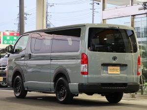 ハイエースバンディーゼル4WD　アースカラーパッケージ6X3アーバンカーキ