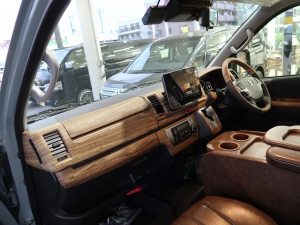 ハイエースバンディーゼル4WD　アースカラーパッケージ6X3アーバンカーキ