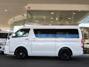 ハイエースワゴン新車コンプリート　ハイエースワゴン２ＷＤ