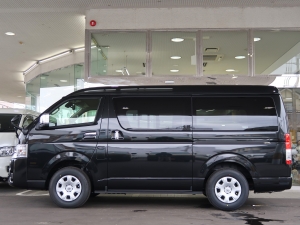 ハイエースワゴン１０人乗り　車中泊できる街乗り仕様車