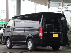 ハイエースワゴン１０人乗り　車中泊できる街乗り仕様車