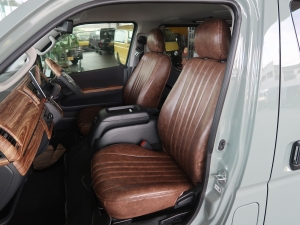 ハイエースバンディーゼル4WD　アースカラーパッケージ6X3アーバンカーキ