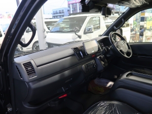 ハイエースバン新車一部改良後　ディーゼル四駆