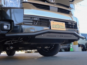 ハイエースバン8人乗り内装架装FDBOX-V05M　ワイド4WD