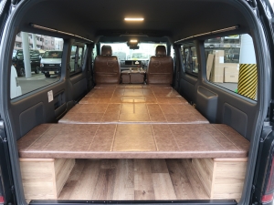 ハイエースバン8人乗り内装架装FDBOX-V05M　ワイド4WD