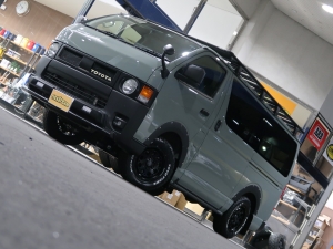 ハイエースバンディーゼル4WD　6X3アーバンカーキ