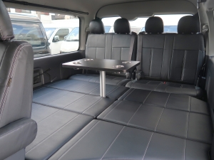 ハイエースワゴン新車アウトレットFDBOX-W00　オールブラックカスタム