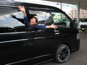 ハイエースワゴン新車アウトレットFDBOX-W00　オールブラックカスタム