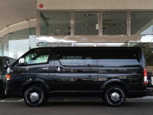 ハイエースバン新車一部改良後　ディーゼル四駆