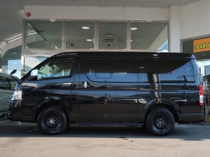 ハイエースワゴン１０人乗り　車中泊できる街乗り仕様車