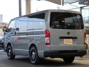 ハイエースバンディーゼル4WD　アースカラーパッケージ6X3アーバンカーキ