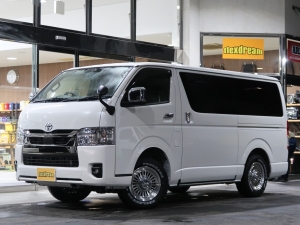 ハイエースＶ新車一部改良後　ディーゼル四駆