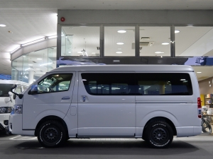 ハイエースワゴン１０人乗り　車中泊できる街乗り仕様車