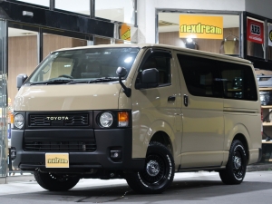 ハイエースＶディーゼル4WD　4V6ベージュ