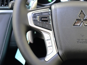 デリカＤ５新車デリカD5　PENDLETONシート