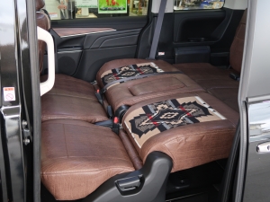 デリカＤ５新車デリカD5　PENDLETONシート