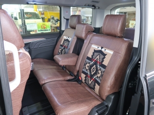 デリカＤ５新車デリカD5　PENDLETONシート