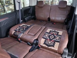 デリカＤ５新車デリカD5　PENDLETONシート
