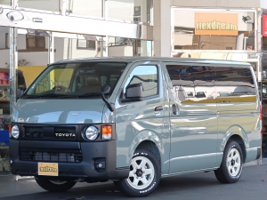 ハイエースＶアースカラーパッケージ　丸目カスタム　ネオクラシック