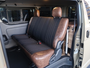 ハイエースバンディーゼル4WD　アースカラーパッケージ4V6ベージュ