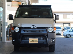 ハイエースバンディーゼル4WD　アースカラーパッケージ4V6ベージュ