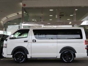 ハイエースバン新車一部改良後　ディーゼル四駆