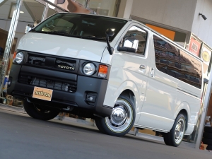 ハイエースバンディーゼル2WD　8人乗り内装架装FDBOX-V05