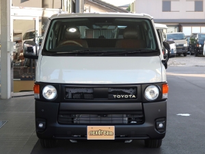 ハイエースバンディーゼル2WD　8人乗り内装架装FDBOX-V05