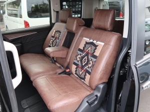 デリカＤ５新車デリカD5　PENDLETONシートカバー