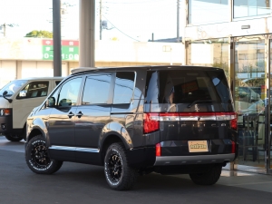デリカＤ５新車デリカD5　JAOSカスタム