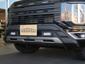 デリカＤ５新車デリカD5　JAOSカスタム