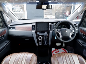 デリカＤ５新車アウトレット三菱デリカD5　Ｐ