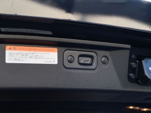 デリカＤ５新車アウトレット三菱デリカD5　Ｐ