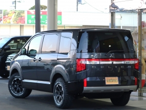 デリカＤ５新車カスタムコンプリート