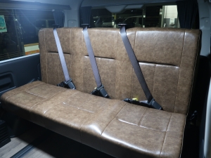 ハイエースワゴン一部改良後 安全装備追加　新車コンプリート
