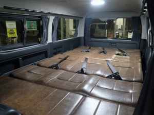 ハイエースワゴン一部改良後 安全装備追加　新車コンプリート