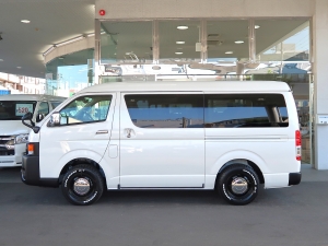 ハイエースワゴン１０人乗り　車中泊できる街乗り仕様車