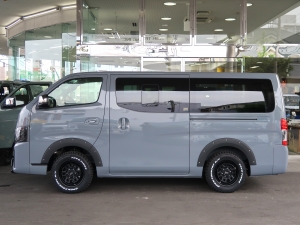 キャラバン4WD　ディーゼルターボ　NV350キャラバン