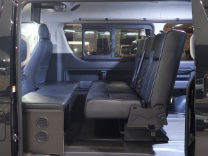 ハイエースワゴン新車 安全装備追加　新車コンプリート
