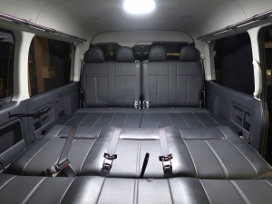 ハイエースワゴン新車 安全装備追加　新車コンプリート