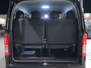 ハイエースワゴン新車 安全装備追加　新車コンプリート