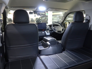 ハイエースワゴン新車 安全装備追加　新車コンプリート